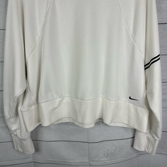 Nike Pro Womens size XL Dri-FIT Get Fit Crew Sweatshirt Cropped dd1955 White - Picture 4 of 8